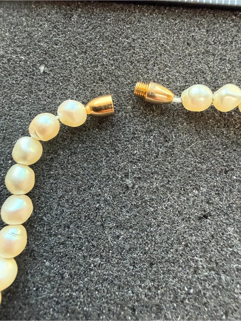 Avon Faux Pearl Cream Necklace And Earrings Set
